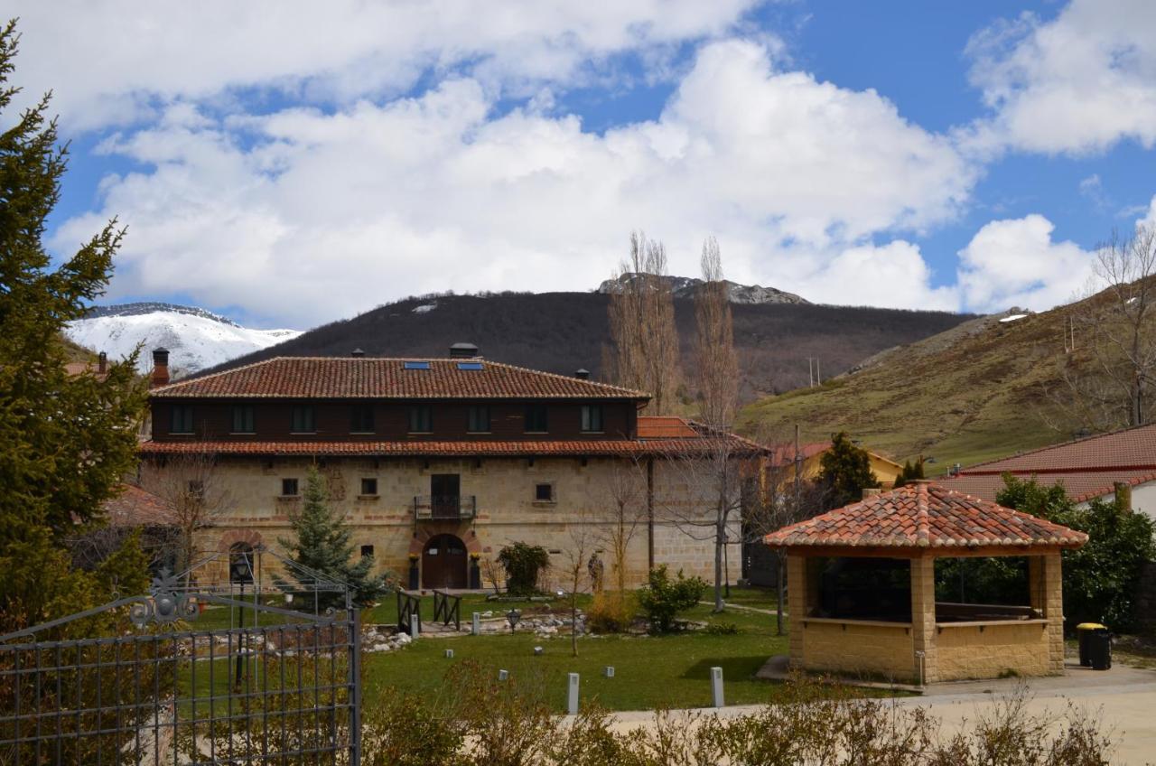 Hotel Posada Fuentes Carrionas Camasobres Exterior photo